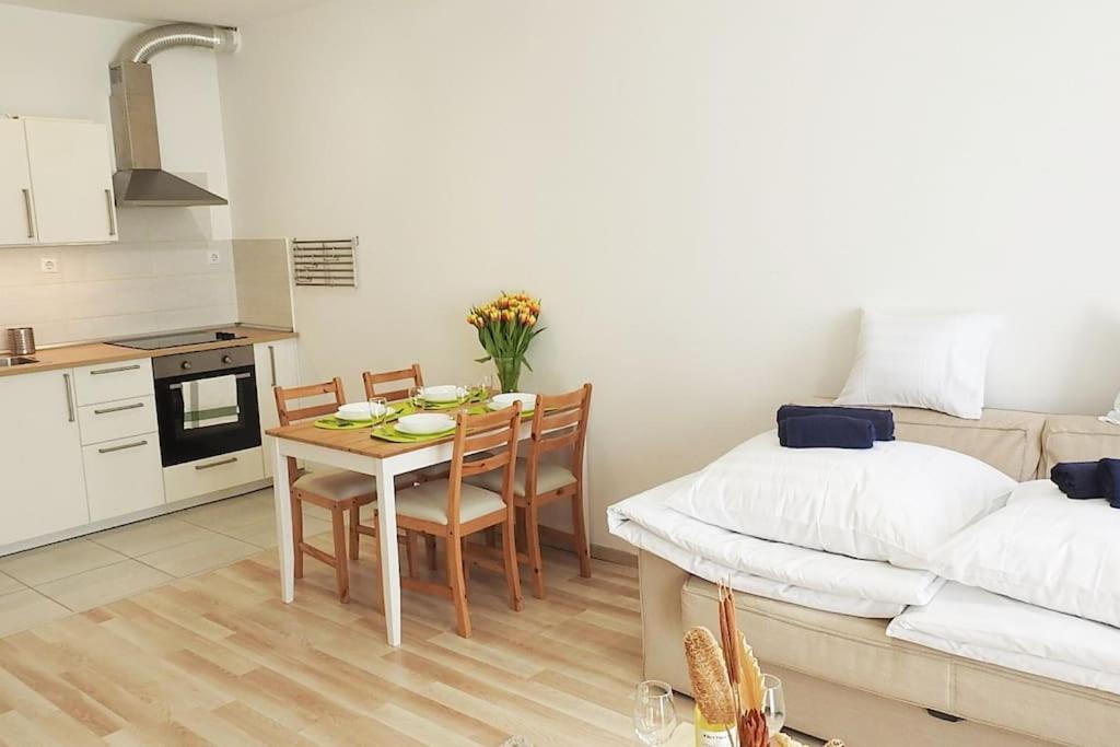 Lux Cordia Apartment With Free Parking บูดาเปสต์ ภายนอก รูปภาพ