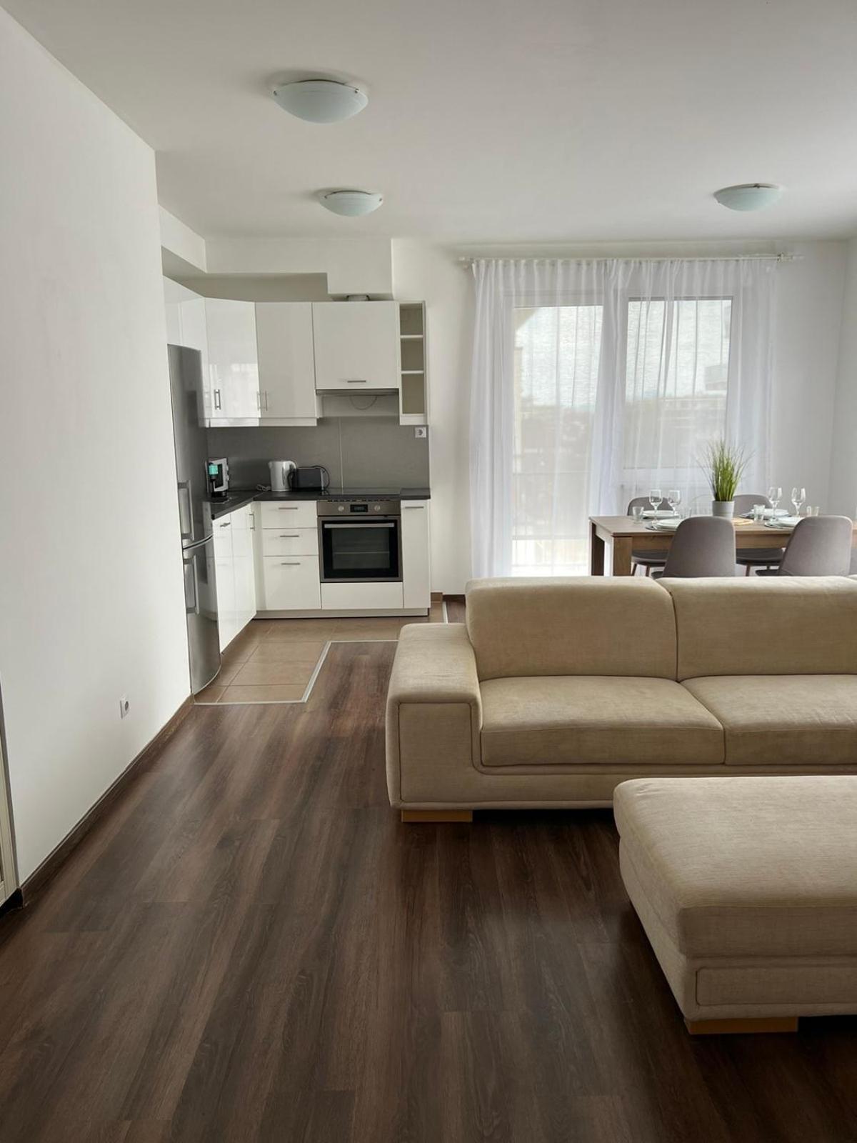 Lux Cordia Apartment With Free Parking บูดาเปสต์ ภายนอก รูปภาพ