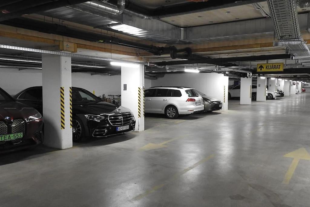 Lux Cordia Apartment With Free Parking บูดาเปสต์ ภายนอก รูปภาพ