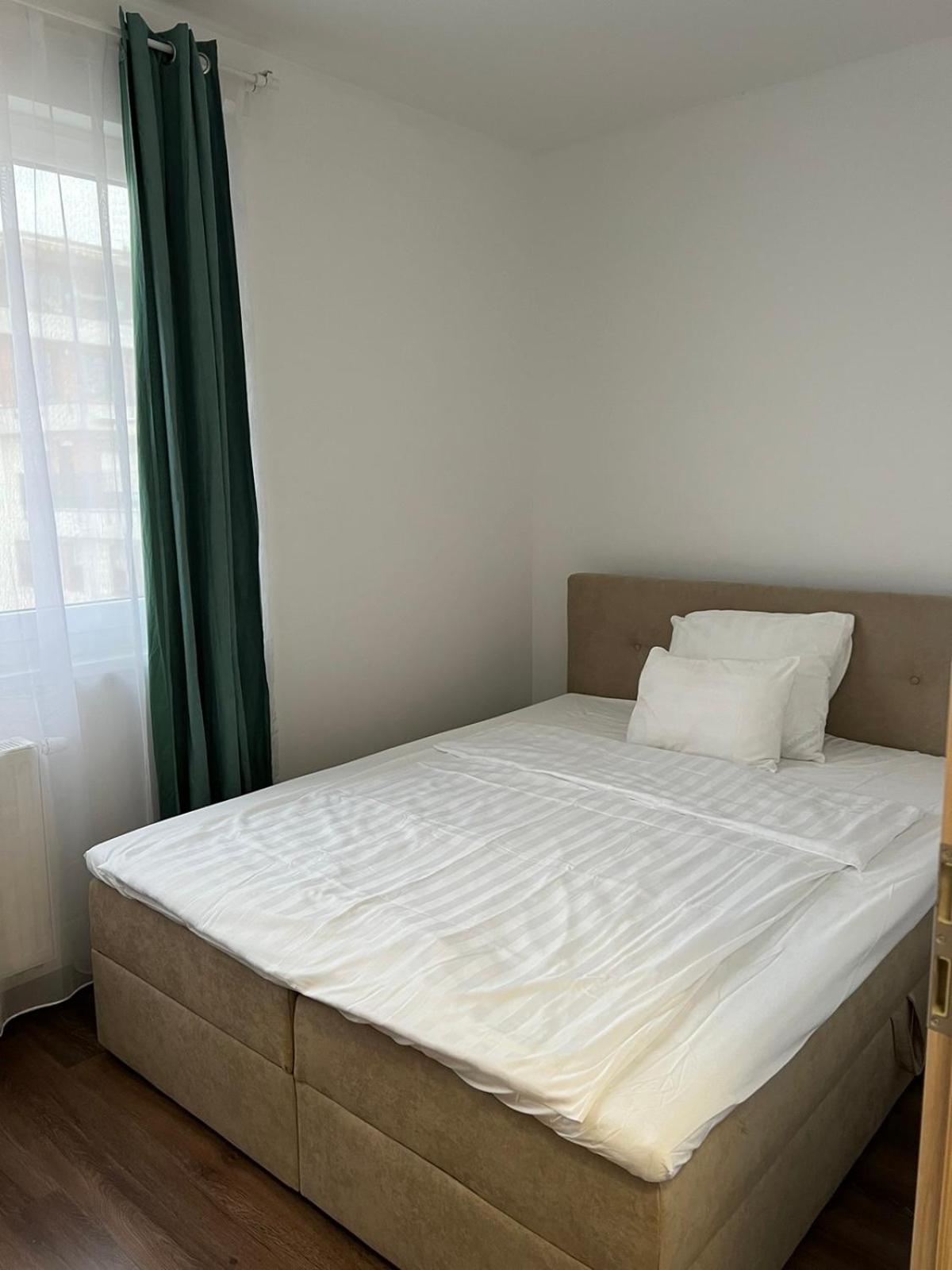 Lux Cordia Apartment With Free Parking บูดาเปสต์ ภายนอก รูปภาพ